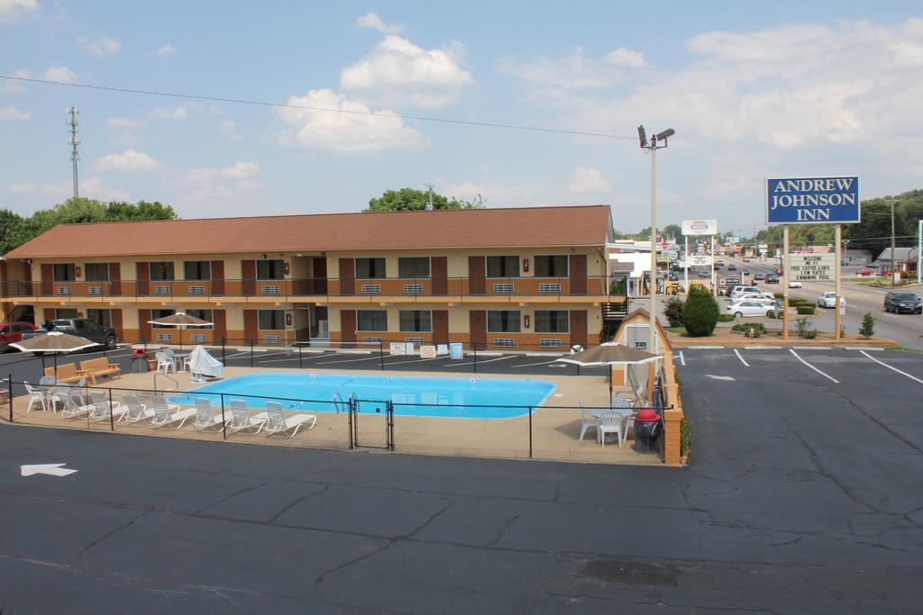Andrew Johnson Inn Greeneville Exterior photo